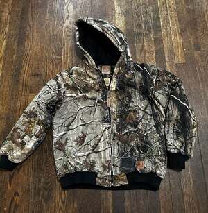 Berne Youth Realtree Camo Insulated Hooded Zip Jacket Size XL Regular (18-20)